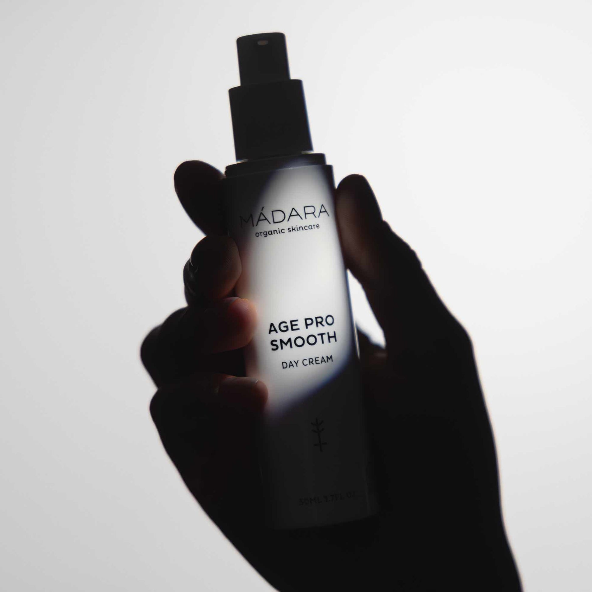 Age Pro Smooth Day Cream - IOrganic