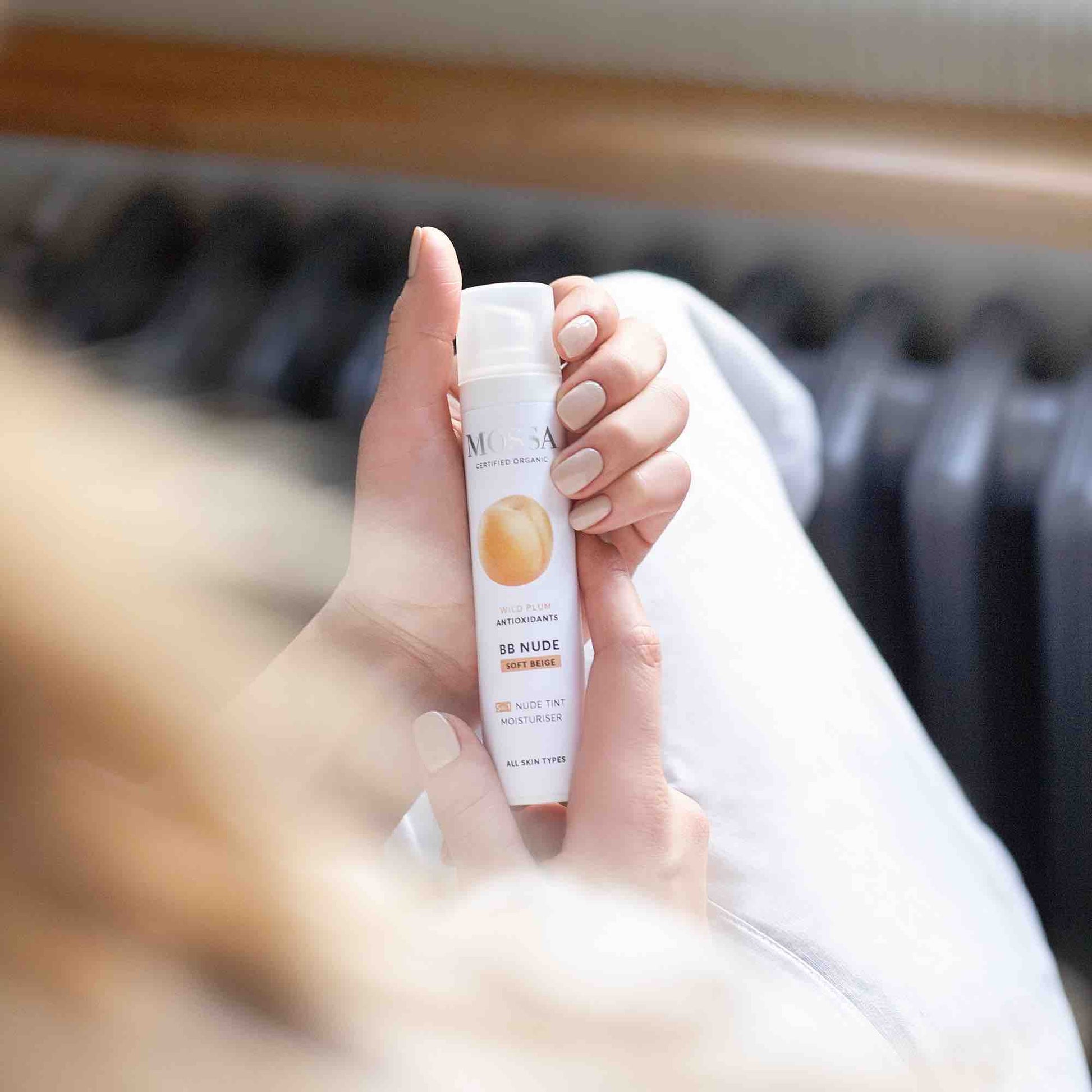 BB Nude Soft Beige 5in1 Nude Tint Moisturiser - IOrganic