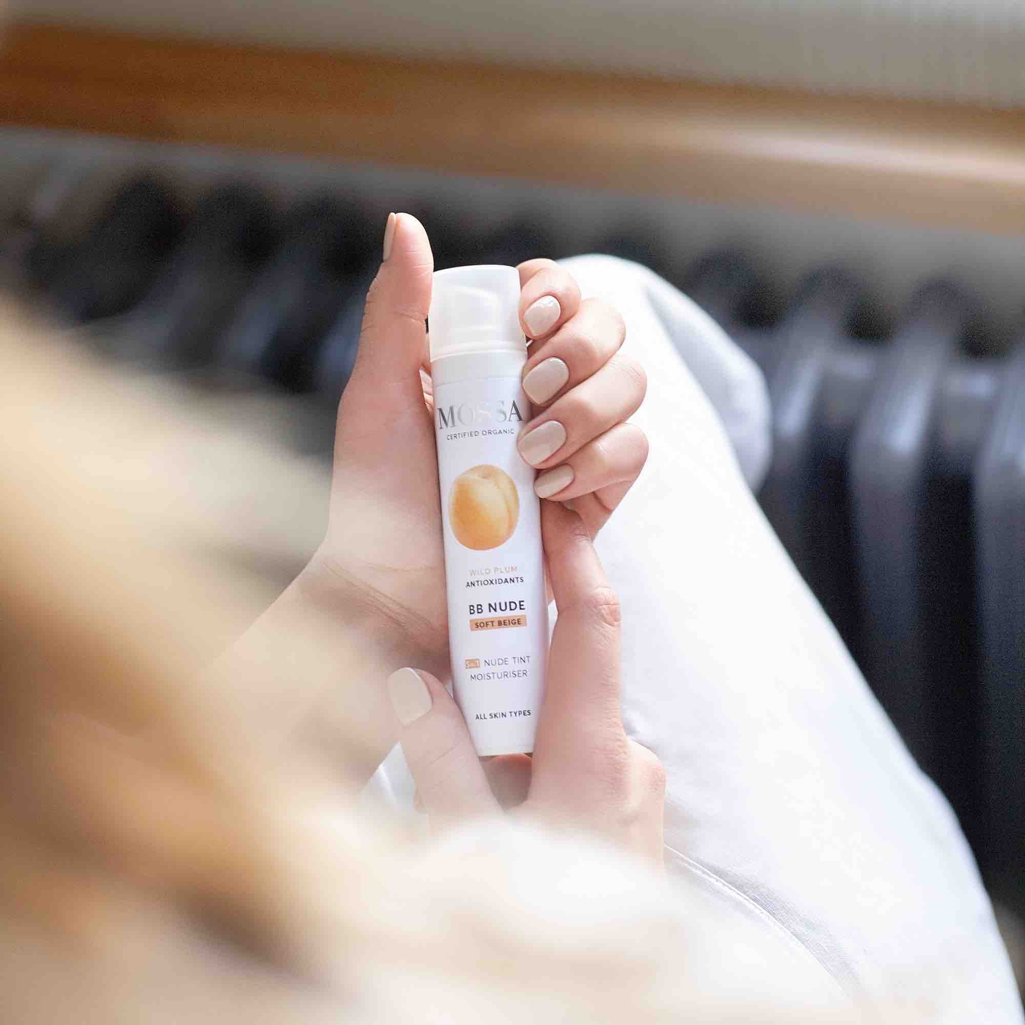 BB Nude Soft Beige 5in1 Nude Tint Moisturiser - IOrganic