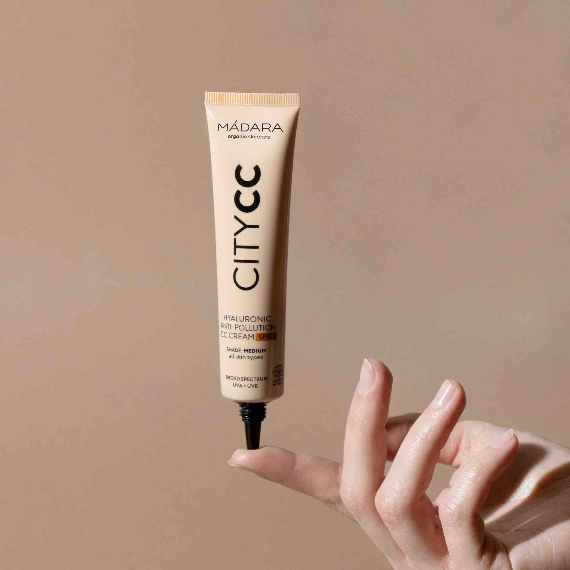 City CC Hyaluronic Anti-Pollution CC Cream SPF15 - IOrganic