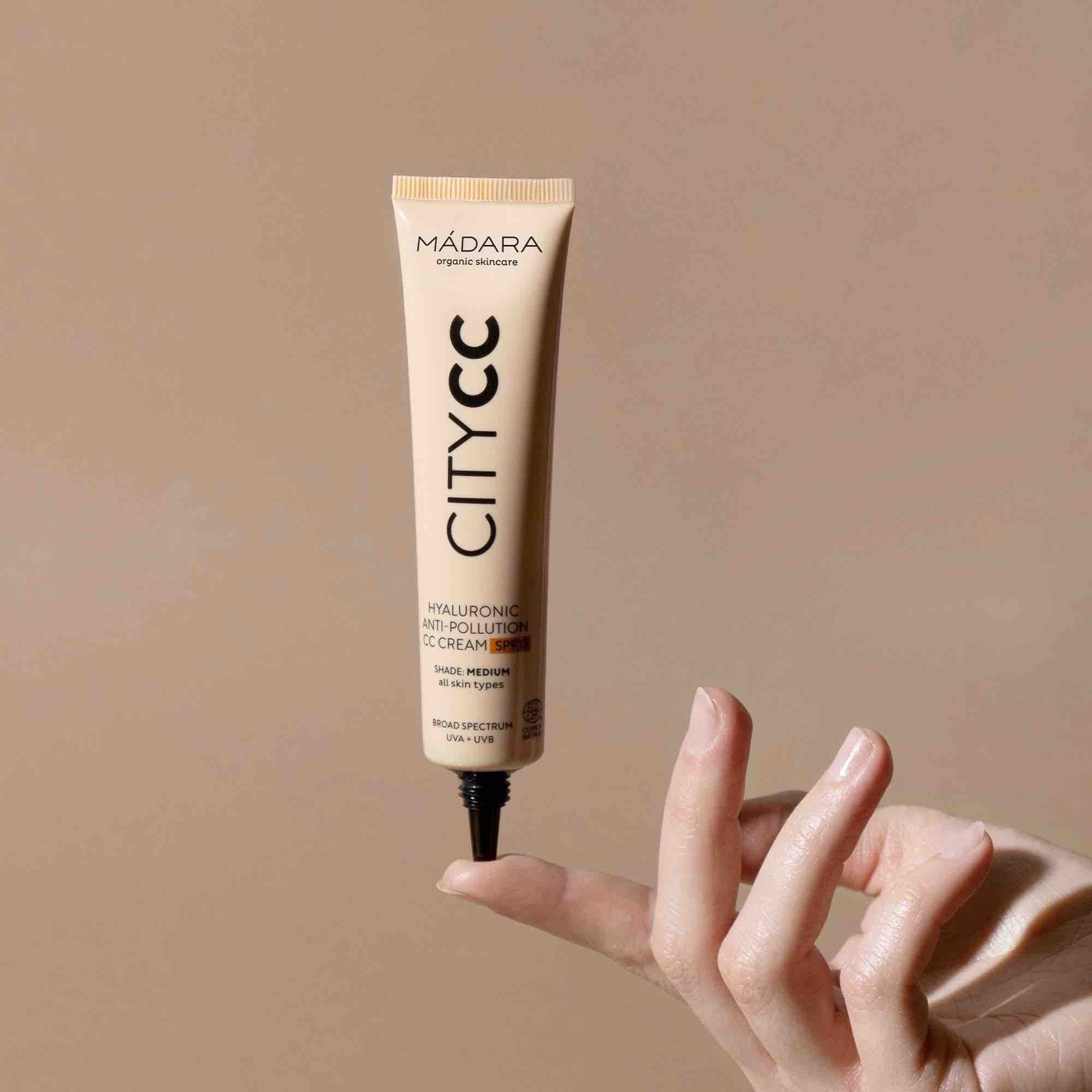 City CC Hyaluronic Anti-Pollution CC Cream SPF15 - IOrganic