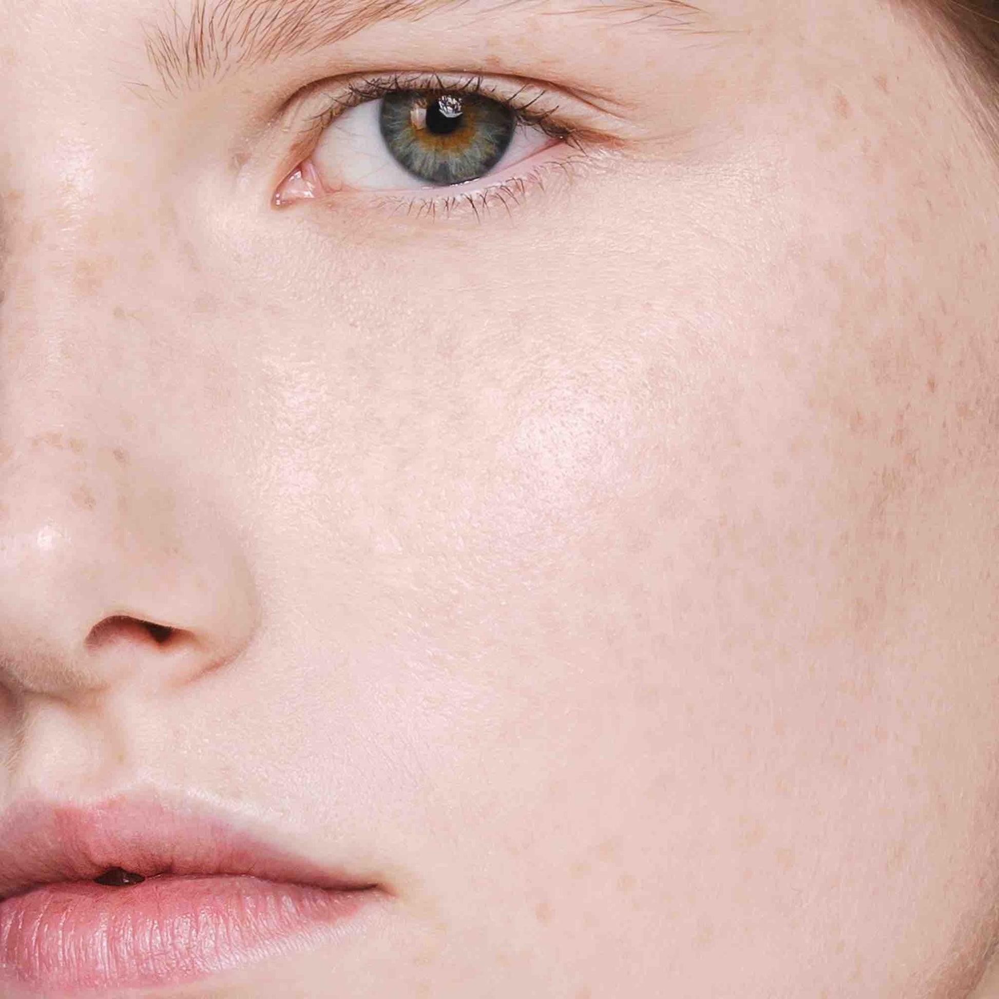The Concealer - IOrganic