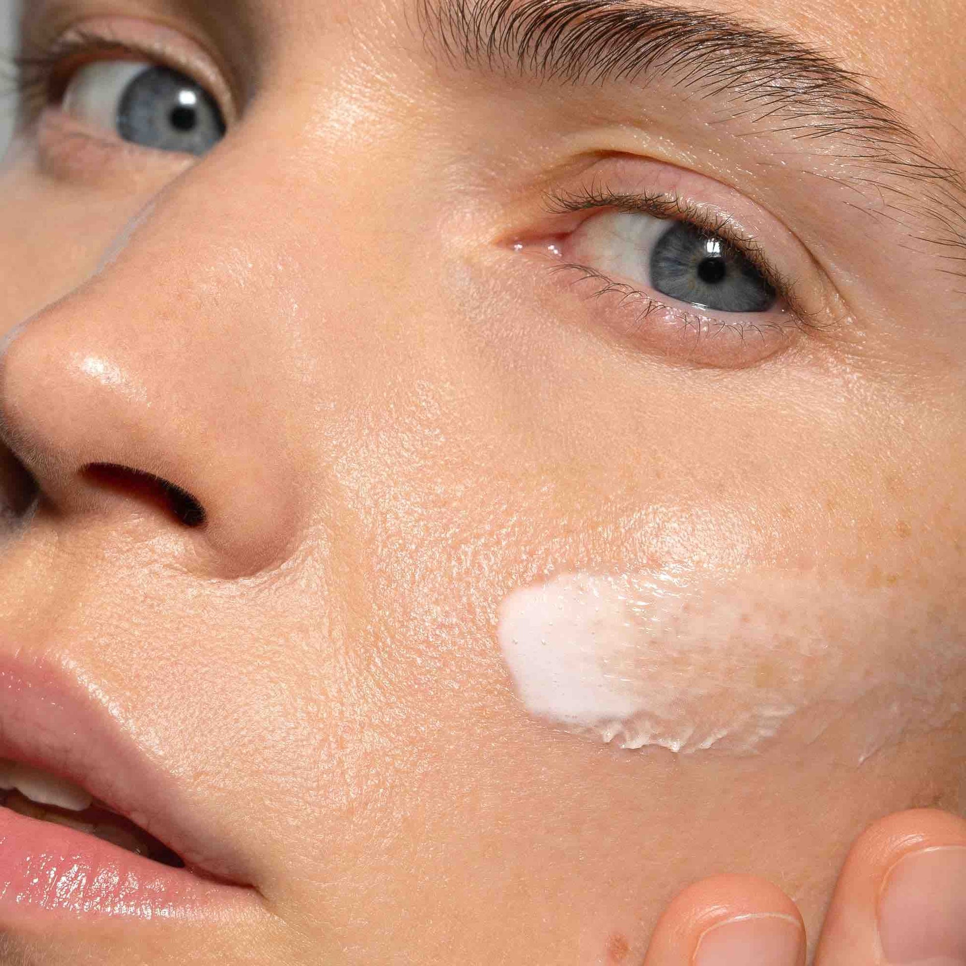 Retinol Alternative Plant-Powered Day Cream - IOrganic