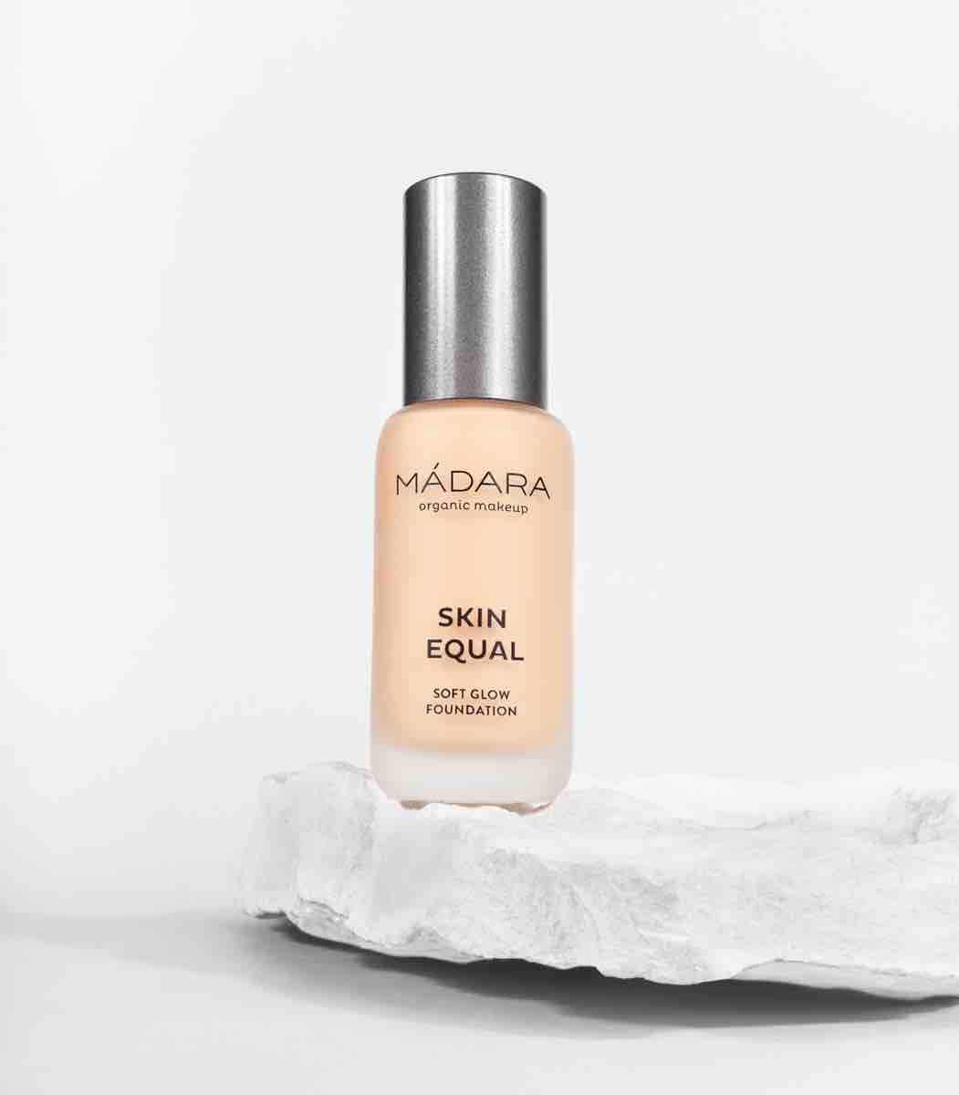 Skin Equal Soft Glow Foundation SPF15 - IOrganic