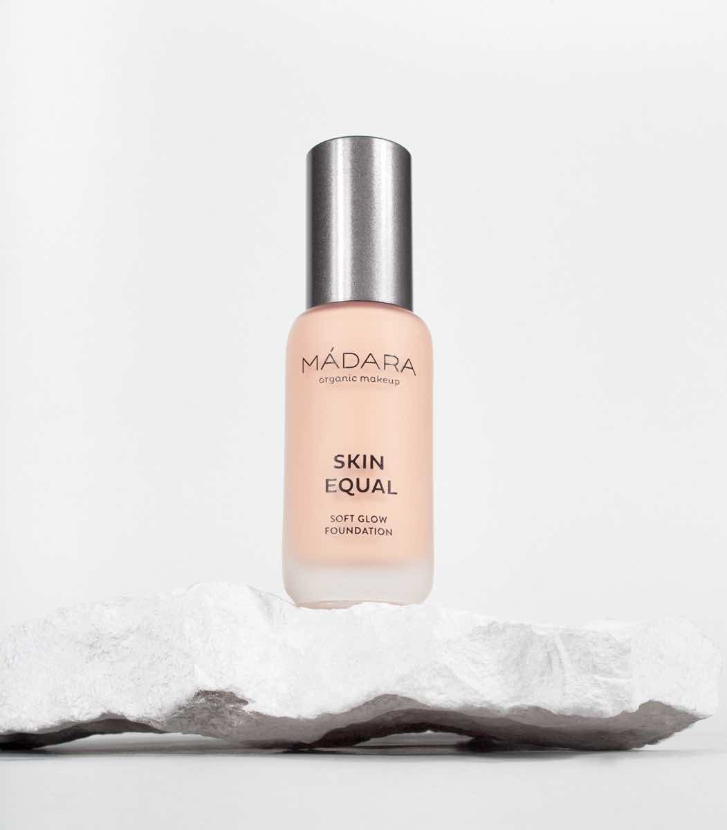 Skin Equal Soft Glow Foundation SPF15 - IOrganic