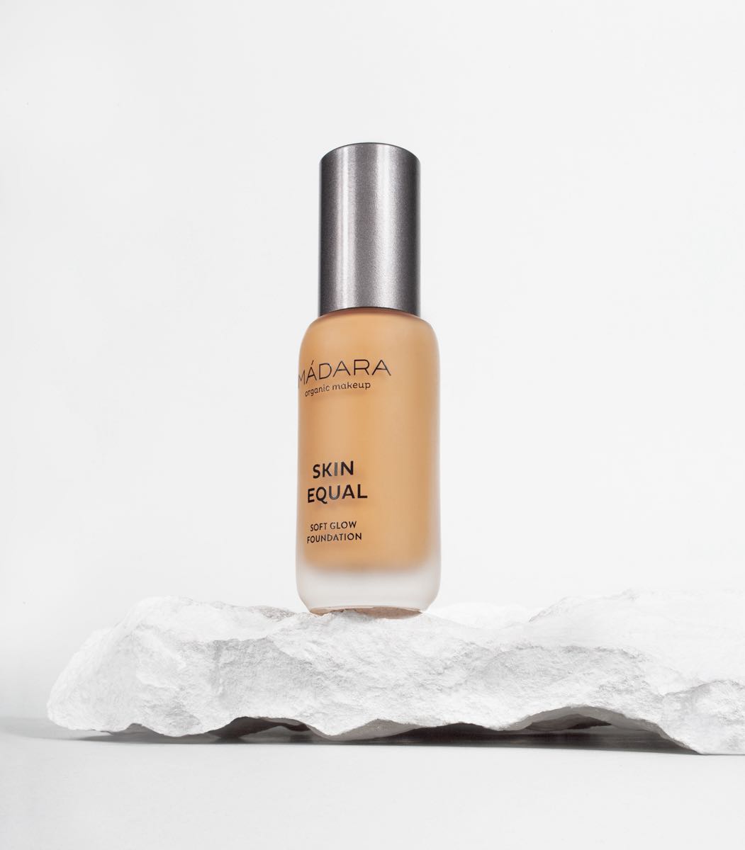 Skin Equal Soft Glow Foundation SPF15 - IOrganic