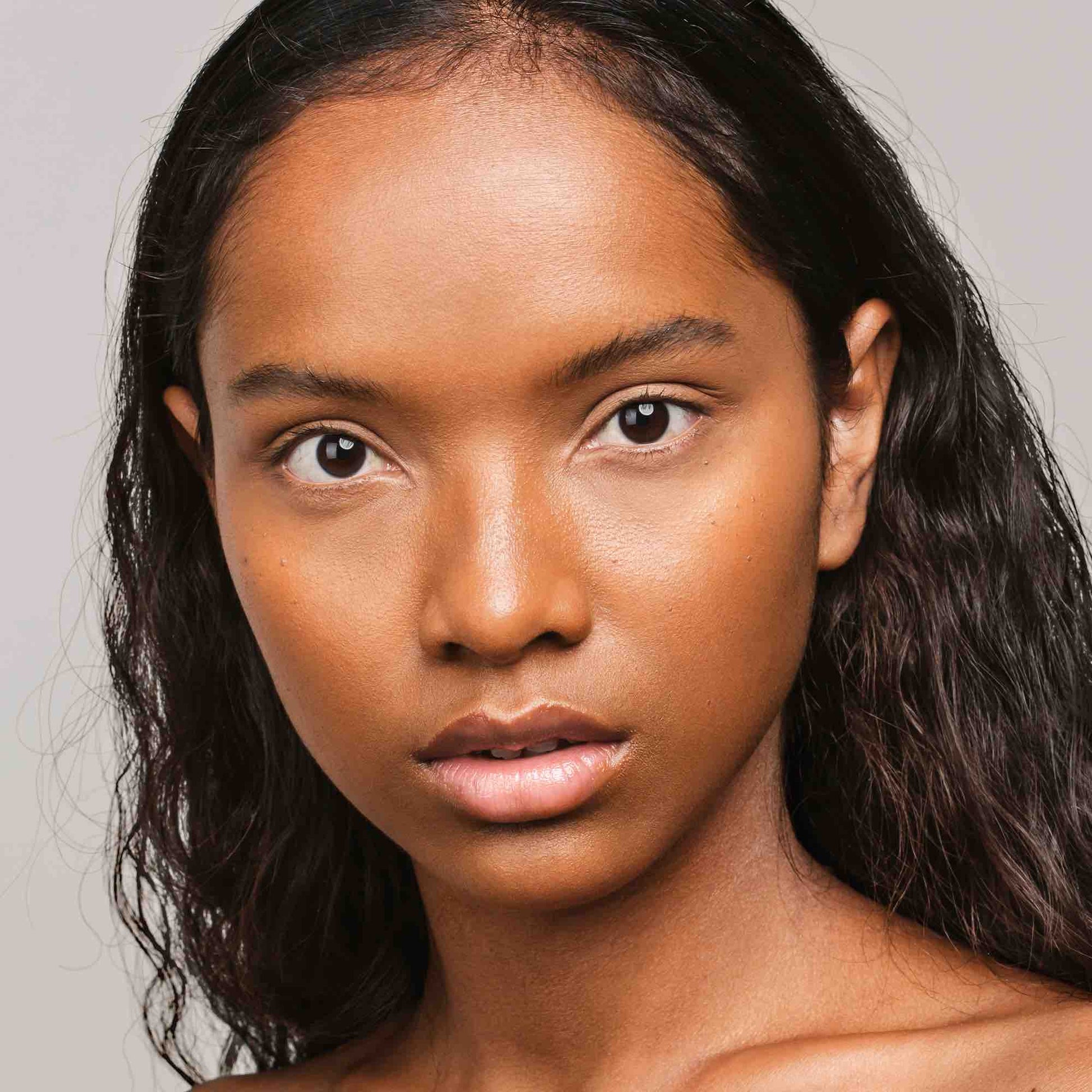 Skin Equal Soft Glow Foundation SPF15 - IOrganic