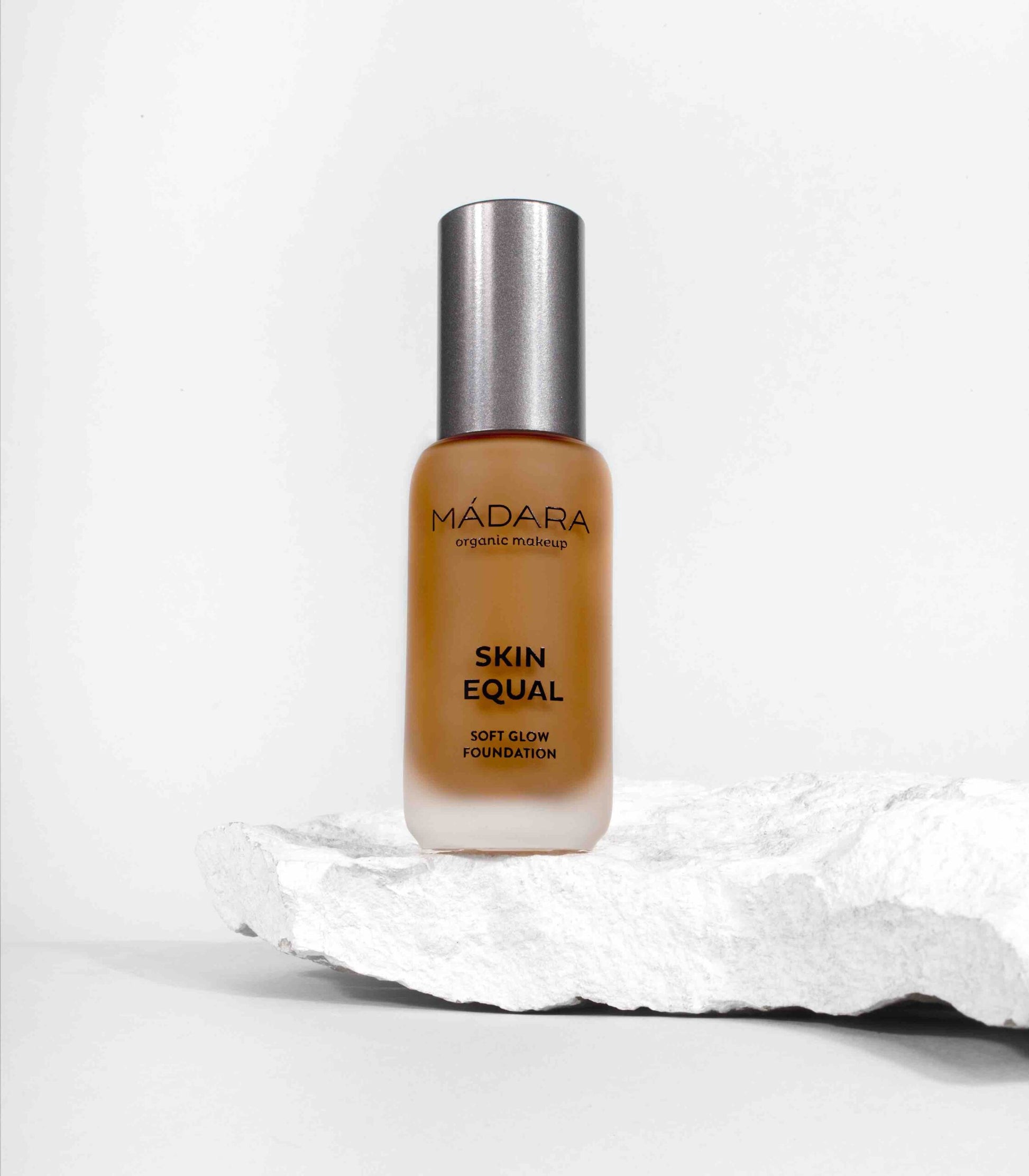 Skin Equal Soft Glow Foundation SPF15 - IOrganic