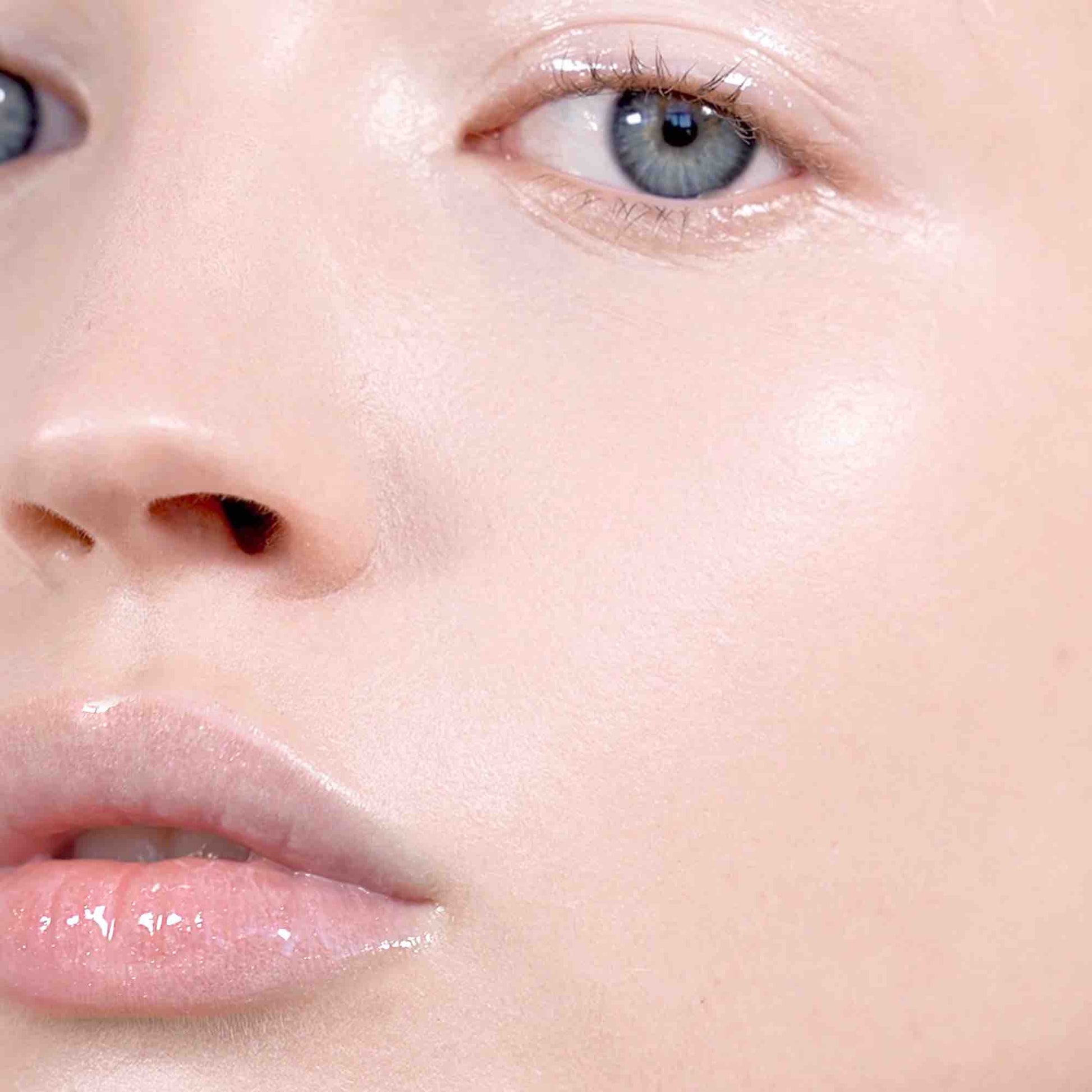 Glossy Venom Lip Gloss - IOrganic