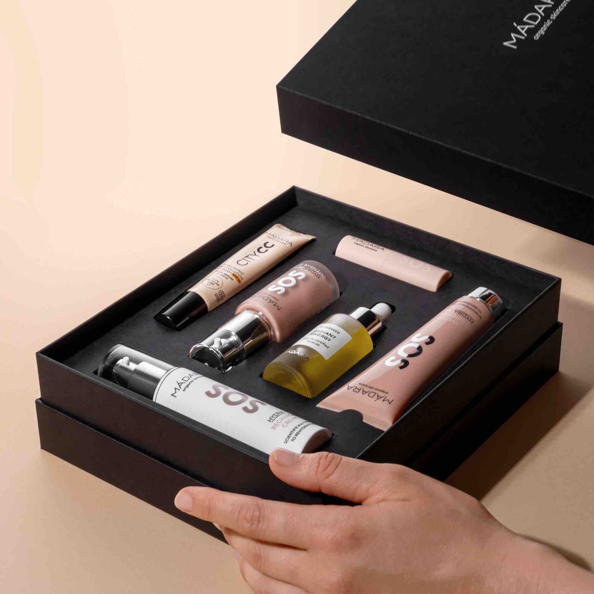 Skin Retreat Luxurious Skincare Routine Set - IOrganic