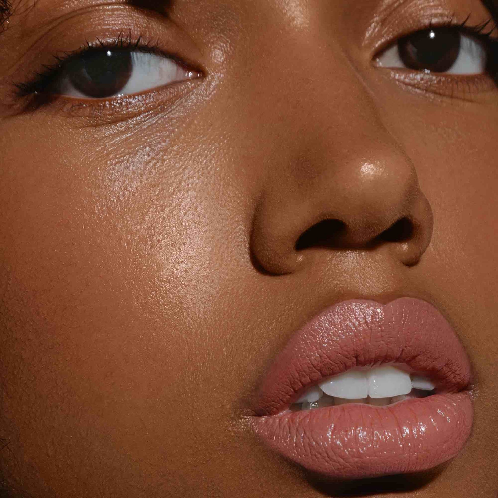 Velvet Wear Matte Cream Lipstick #34 Whisper - IOrganic
