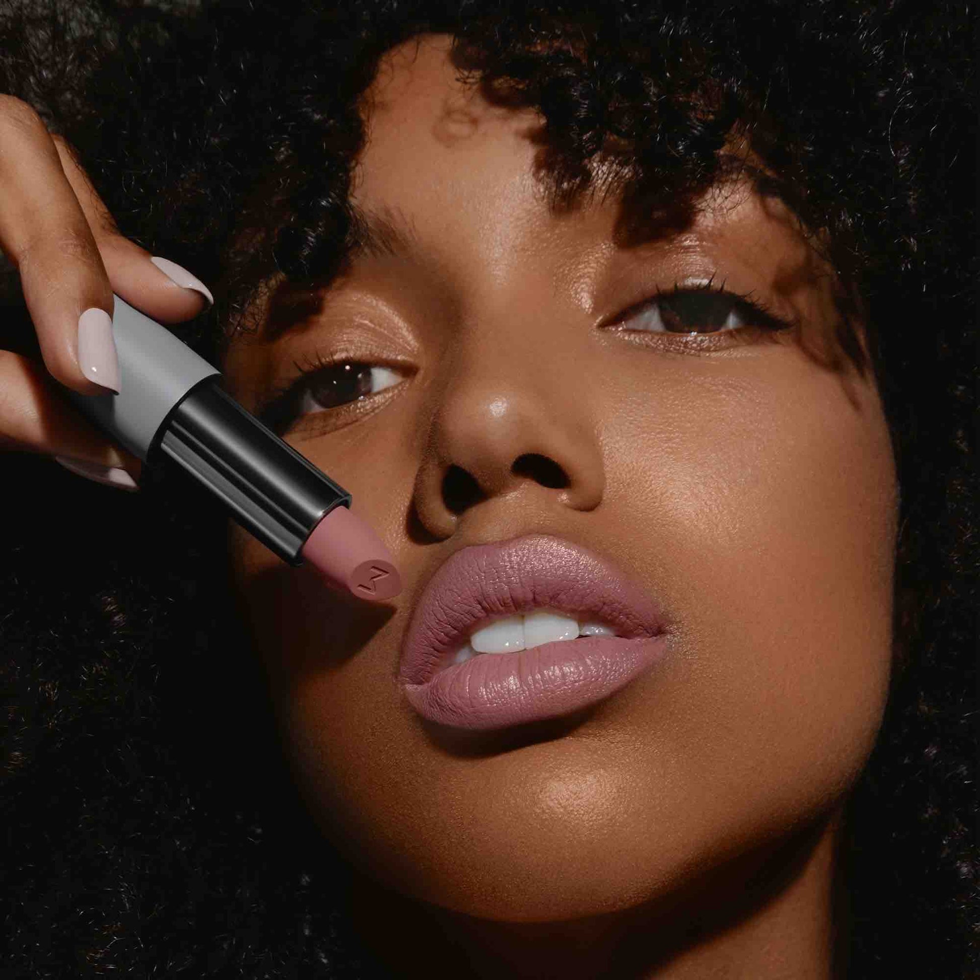 Velvet Wear Matte Cream Lipstick #36 Aura - IOrganic
