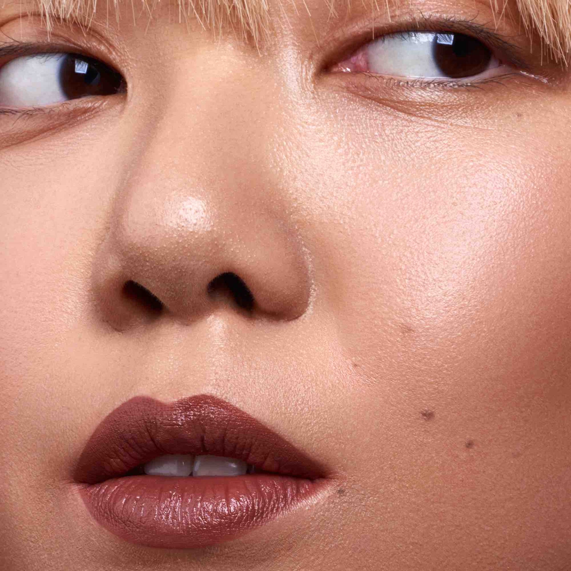 Velvet Wear Matte Cream Lipstick - IOrganic