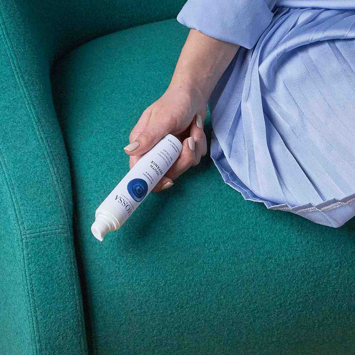 Youth Defence Moisturising Antioxidant Day Cream - IOrganic