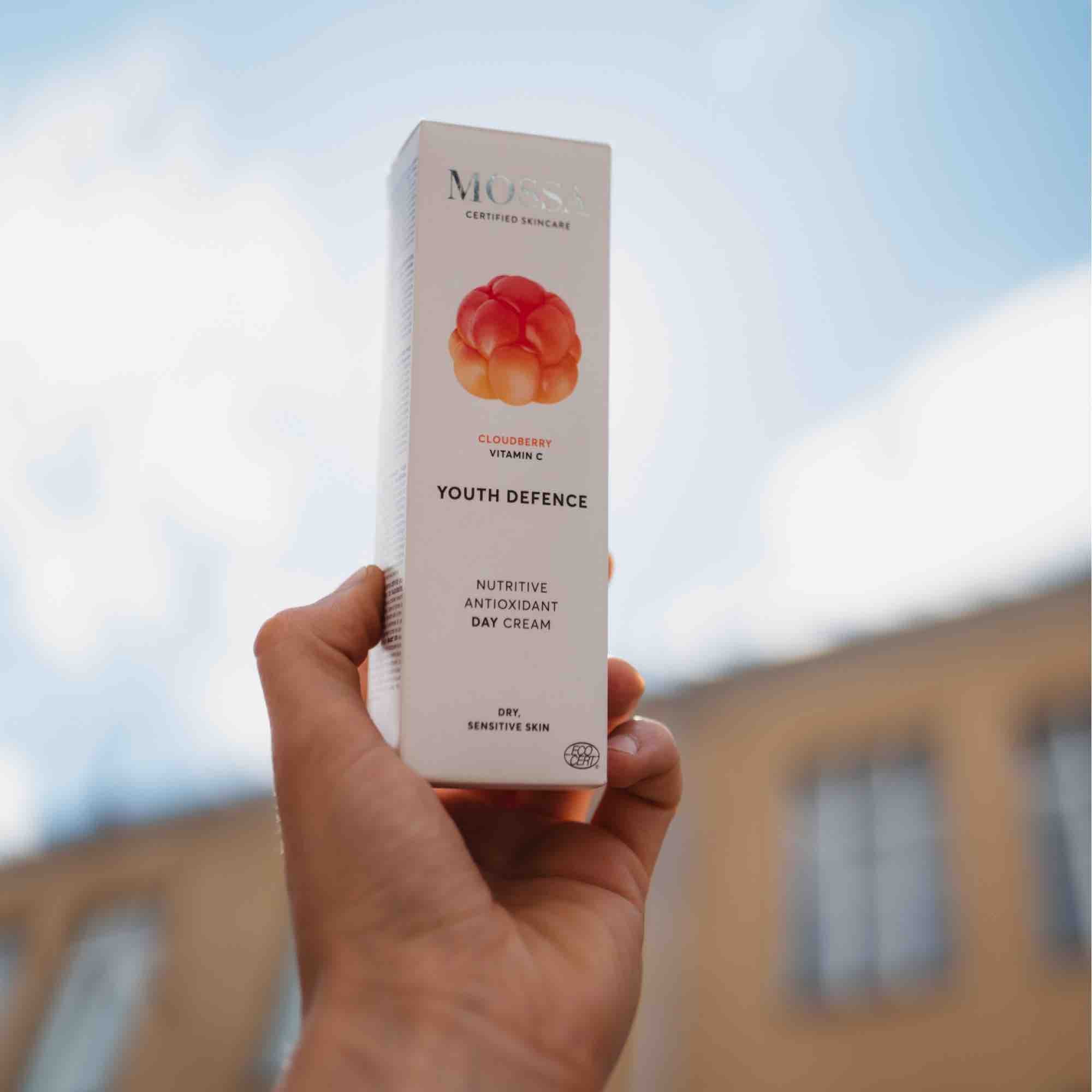 Youth Defence Nutritive Antioxidant Day Cream - IOrganic